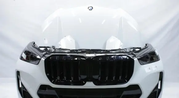 BMW X1 U11 Front piece kit 5225094