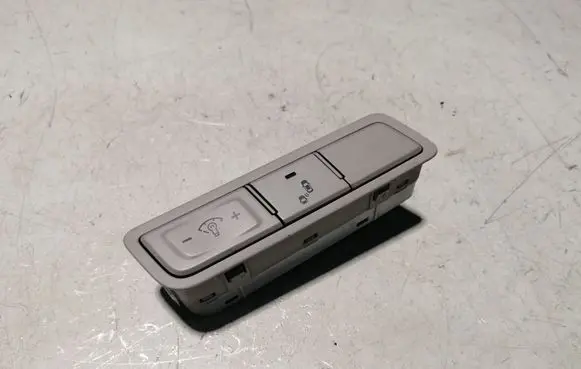 Hyundai Sonata LF Other switches/knobs/shifts 93700C1020