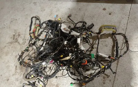Volvo V40 Engine installation wiring loom 31382730AA 31382730