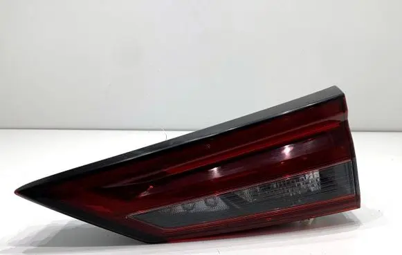 Nissan Qashqai J12 Rear/tail lights