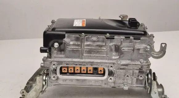Toyota C-HR I Voltage converter inverter G9200-47330