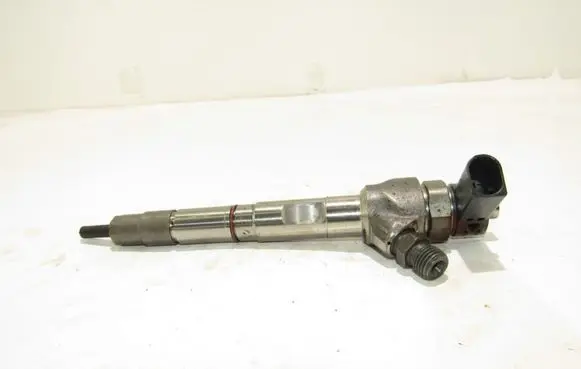 Volkswagen Caddy Fuel injector 0445110469
