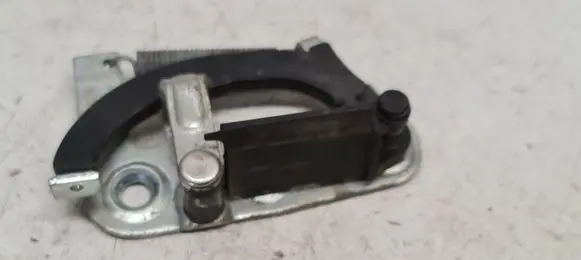 Volkswagen New Beetle Rear door lock loop/hook striker 1C0827511E 1Y0827511 1Y0827511B