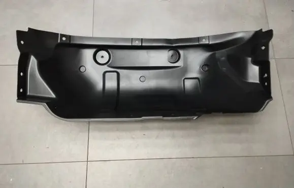 Rear arch fender liner splash guards