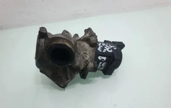 Volvo C30 EGR valve 216046799