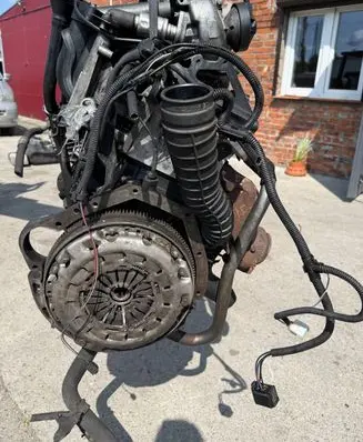 Mercedes-Benz Vito Viano W638 Engine
