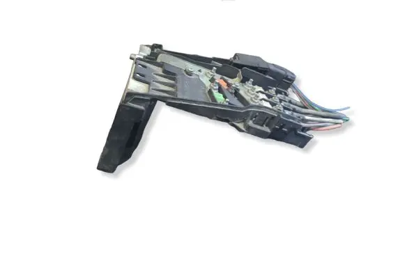 Peugeot 5008 Fuse module 9666527580