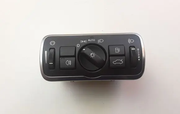 Volvo V60 Light switch 30739456