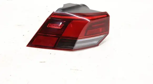 Volkswagen Golf VIII Rear/tail lights 5H0945095C