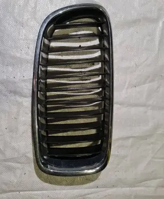 BMW 3 F30 F35 F31 Front bumper upper radiator grill 51137255412