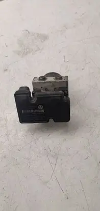 Skoda Octavia Mk2 (1Z) ABS Pump 1K0907379AK 10097003293 000404913E4