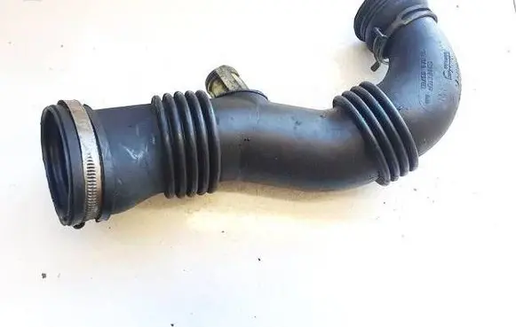 Peugeot 508 Intercooler hose/pipe 9687883680
