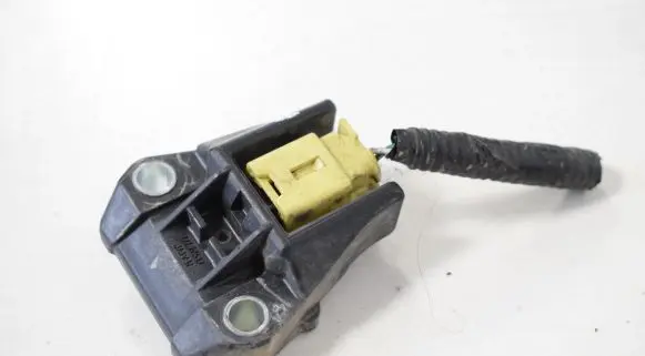 Subaru Legacy Airbag deployment crash/impact sensor 98231AG020
