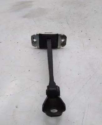 Chevrolet Captiva Front door check strap stopper