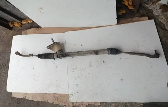 Renault Megane II Steering rack 7955501009