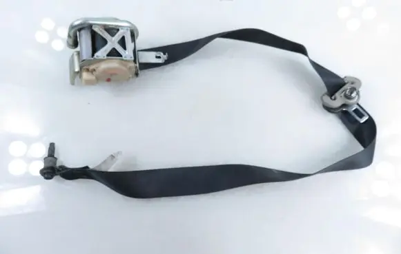 Nissan Pathfinder R51 Front seatbelt