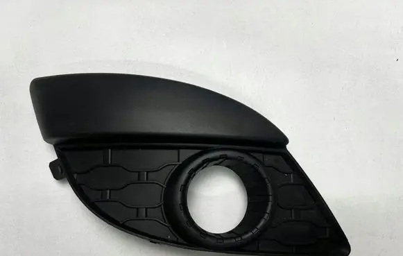 Renault Twingo II Front bumper lower grill