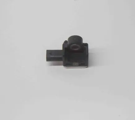 Maserati Quattroporte Airbag deployment crash/impact sensor 56054085AA A1668210151