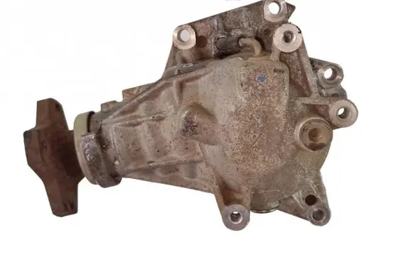 Nissan X-Trail T31 Gearbox transfer box case 