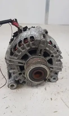 BMW 5 F10 F11 Generator/alternator 8507624 FG18S052
