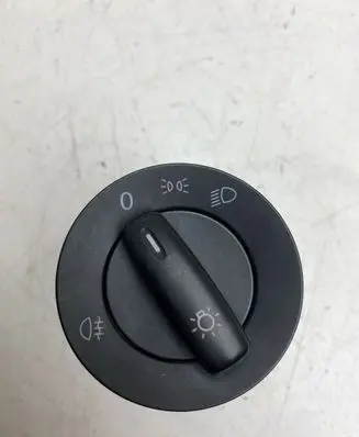 Volkswagen Jetta VI Light switch 1K0941431BB