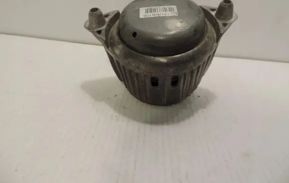 Mercedes-Benz E W212 Engine mount vacuum valve A2122406417