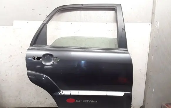 KIA Sportage Rear door 