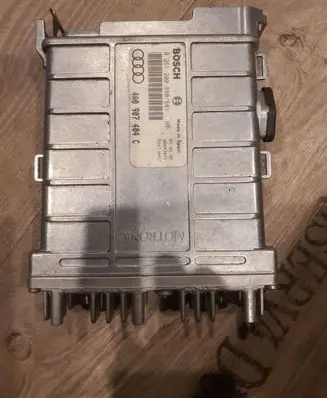 Audi A4 S4 B5 8D Engine control unit/module 0261200880881 4A0907404C 26SA3457