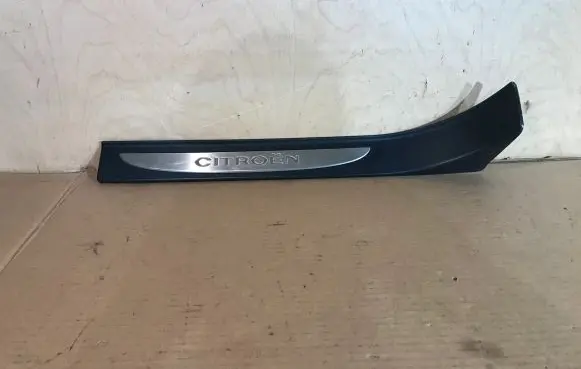 Citroen C6 Rear sill trim cover