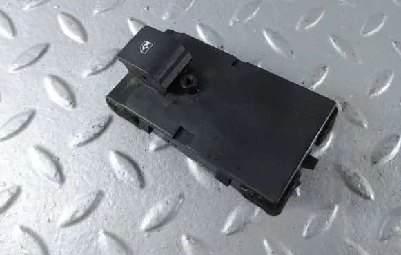 Cadillac XTS Electric window control switch 22744828