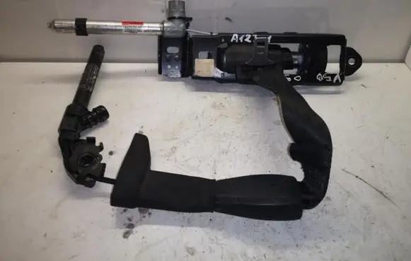 Volvo V50 Front seatbelt 6090888 A1231