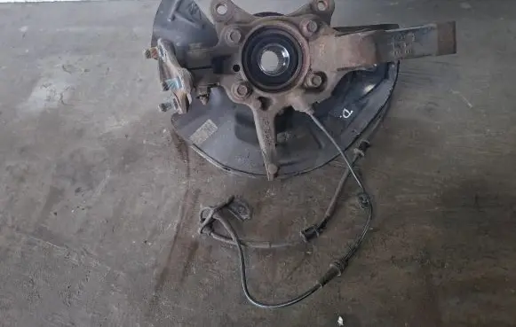 KIA Sportage Front wheel hub 51701D7660 T15R