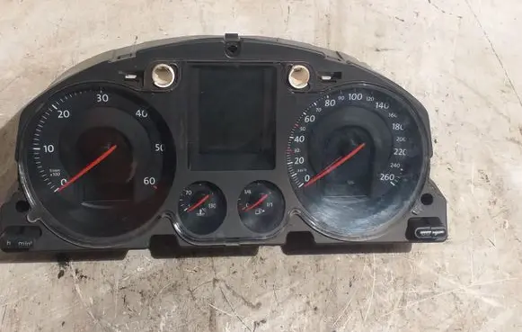 Volkswagen PASSAT B6 Speedometer (instrument cluster) A2C53194181