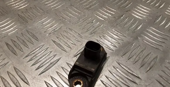 Rear air suspension level height sensor