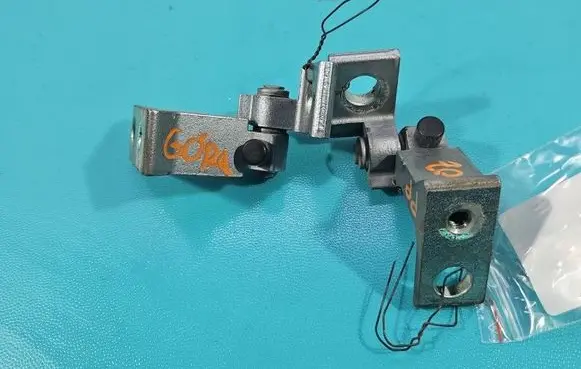 Volkswagen PASSAT B8 Front door hinge set 8X0831404E IMPRK1531142