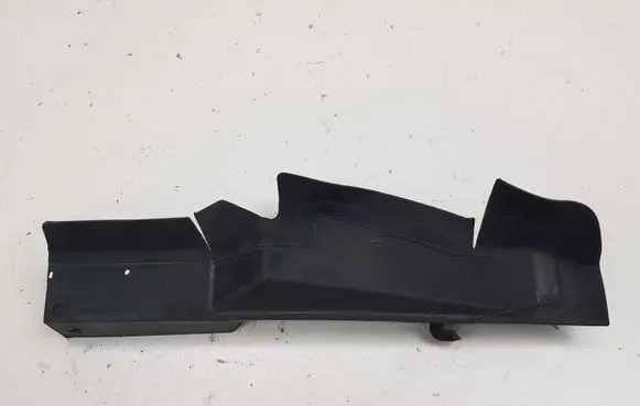 Audi A3 S3 8L Intercooler air guide/duct channel 8L0121283