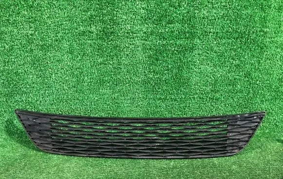 Seat Toledo IV (NH) Front bumper lower grill 6JA853677