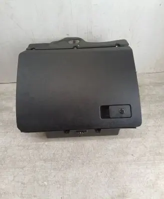 Volkswagen PASSAT B6 Glove box 3C1857114 P0108696 T0024226