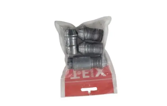 Ford Mustang VI Anti-theft wheel nuts and lock 