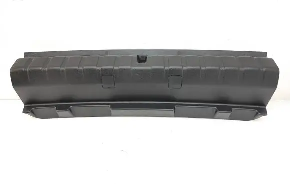 Trunk/boot sill cover protection
