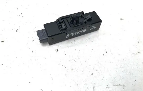 Peugeot 3008 III Other devices 9841967280