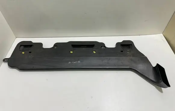 Chrysler Pacifica Cabin air duct channel 68227717AF