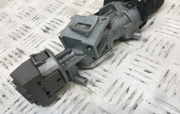 Ford Focus Ignition lock 3M513F880AD 6E5T15607BA