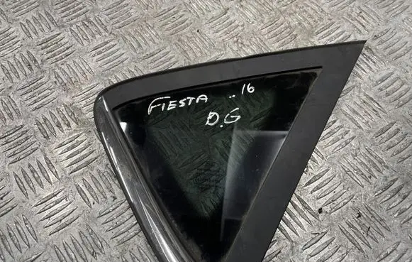 Ford Fiesta Rear side window