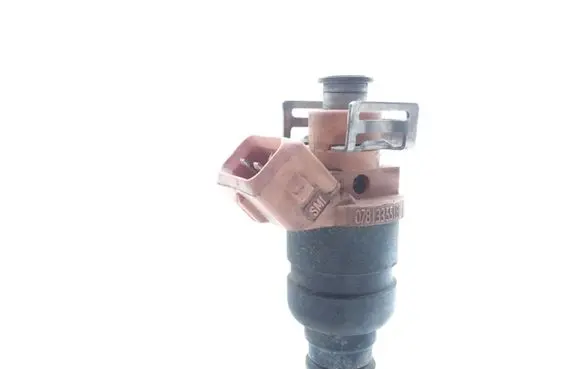Audi A6 S6 C5 4B Fuel injector 078133551BL