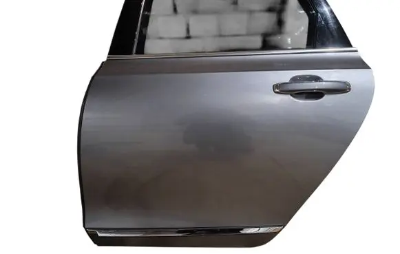 Volvo S90, V90 Rear door 