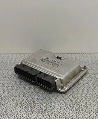 Volkswagen Polo IV 9N3 Engine control unit/module 045906019CA 1039S11081 0281012195