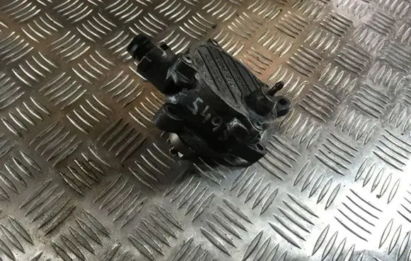Vacuum pump
