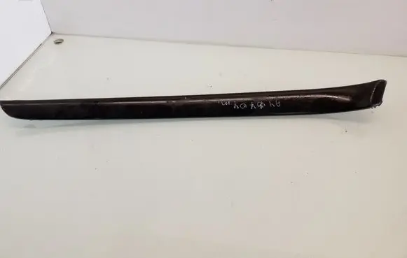 Audi A4 S4 B7 8E 8H Front door trim bar 8E0867409