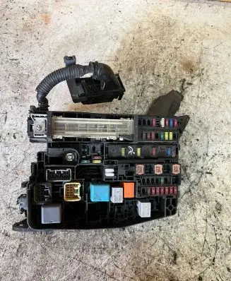 Toyota Auris 150 Fuse box set